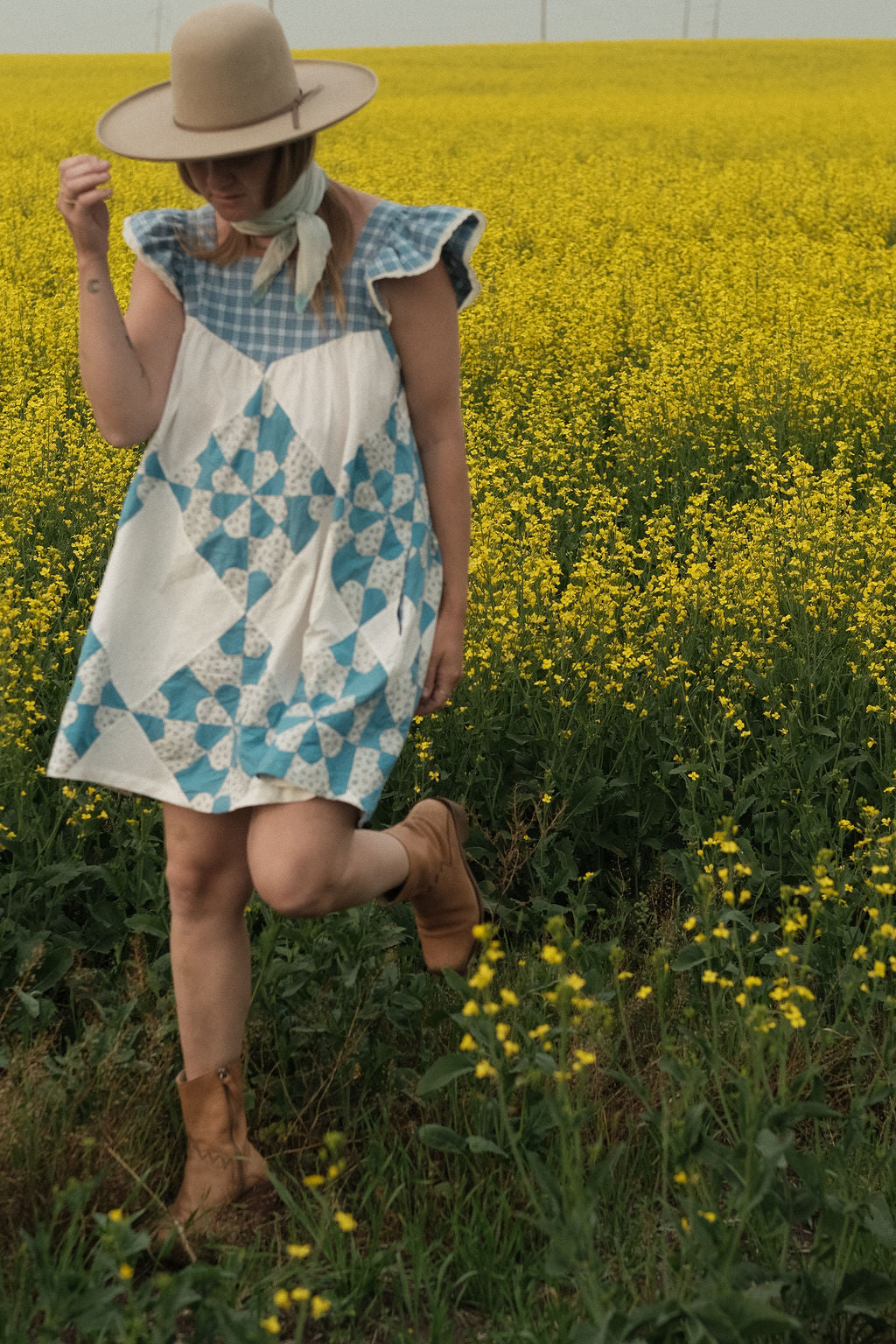The Jumble Dress in Heirloom Gold | Country Fair