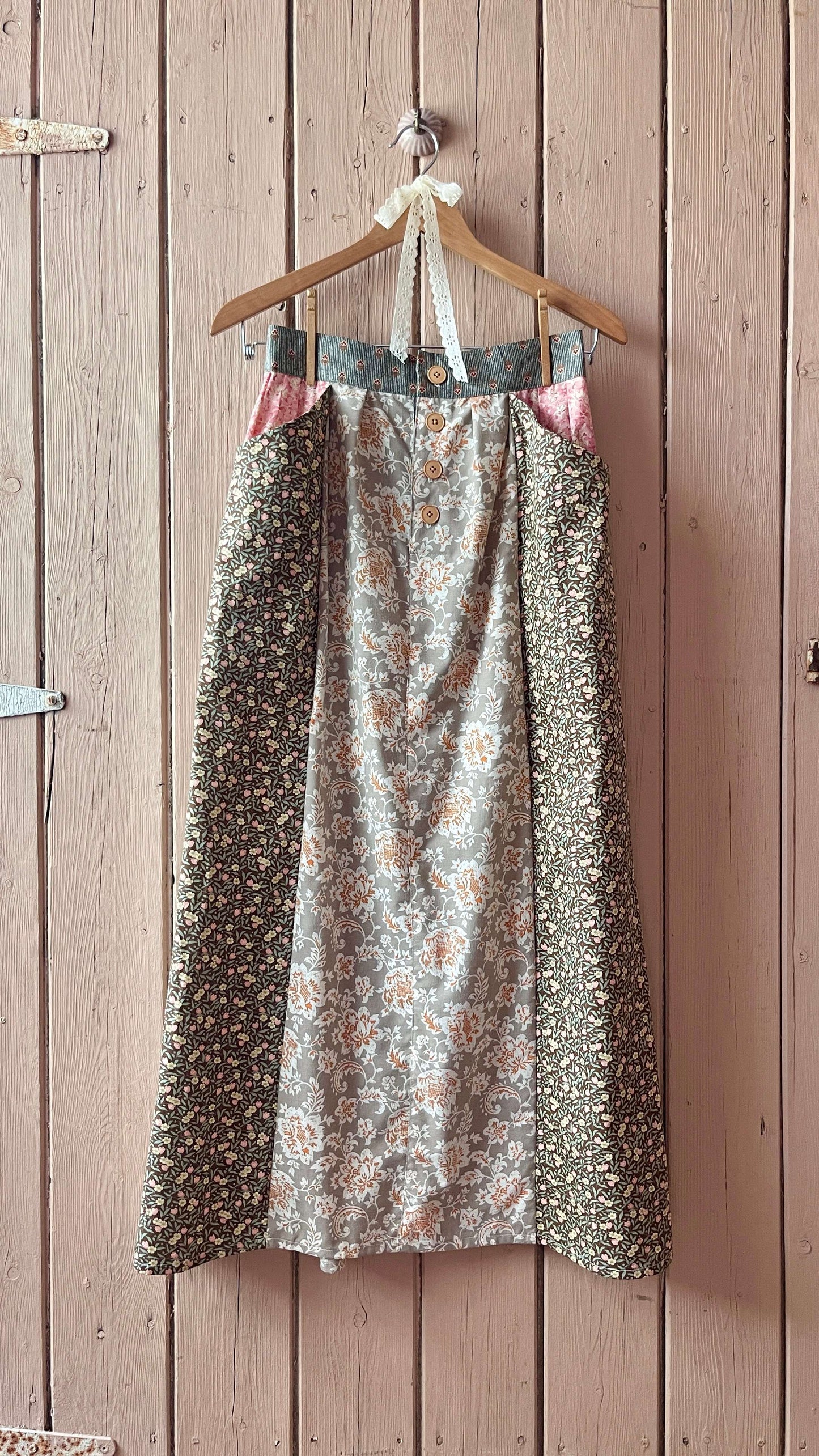 The Strawflower Skirt