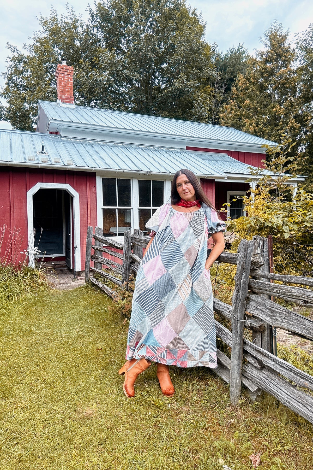 THE COUNTY DRESS 2/5