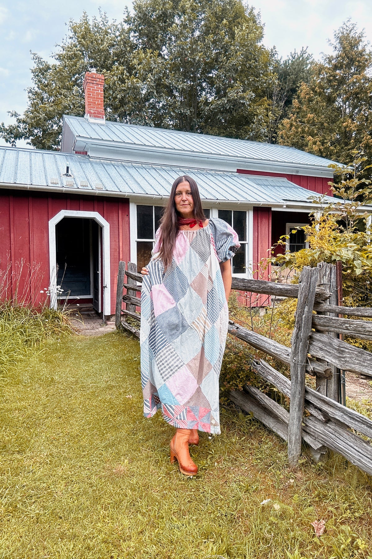 THE COUNTY DRESS 2/5