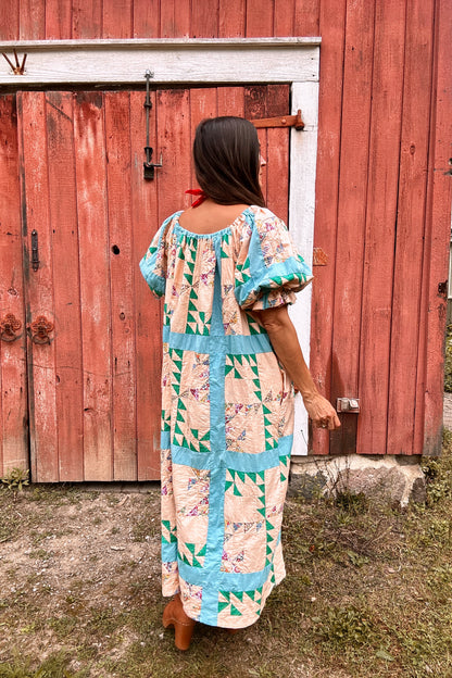 THE COUNTY DRESS 1/5