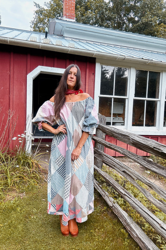 THE COUNTY DRESS 2/5