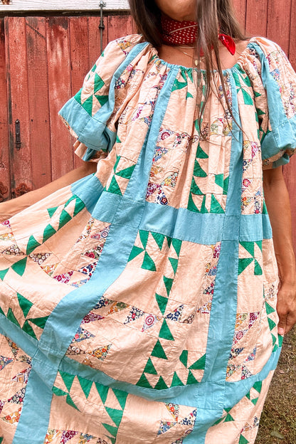 THE COUNTY DRESS 1/5