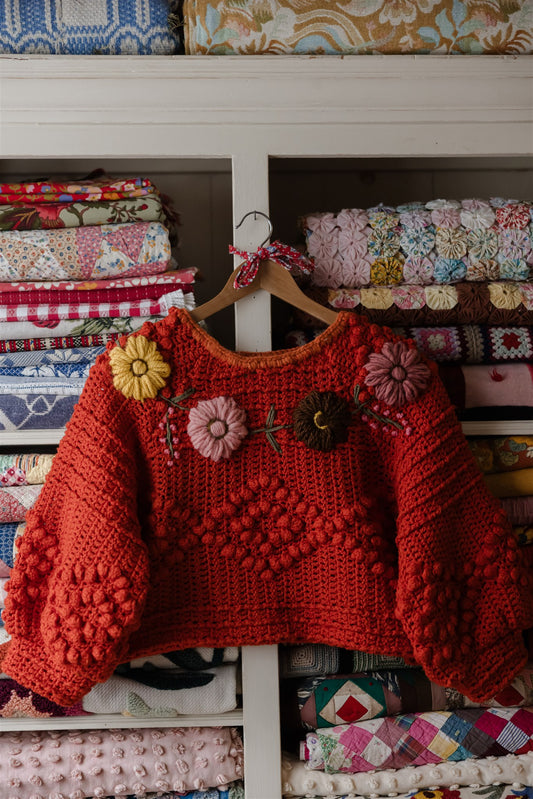 The Mariposa Pullover 1/8