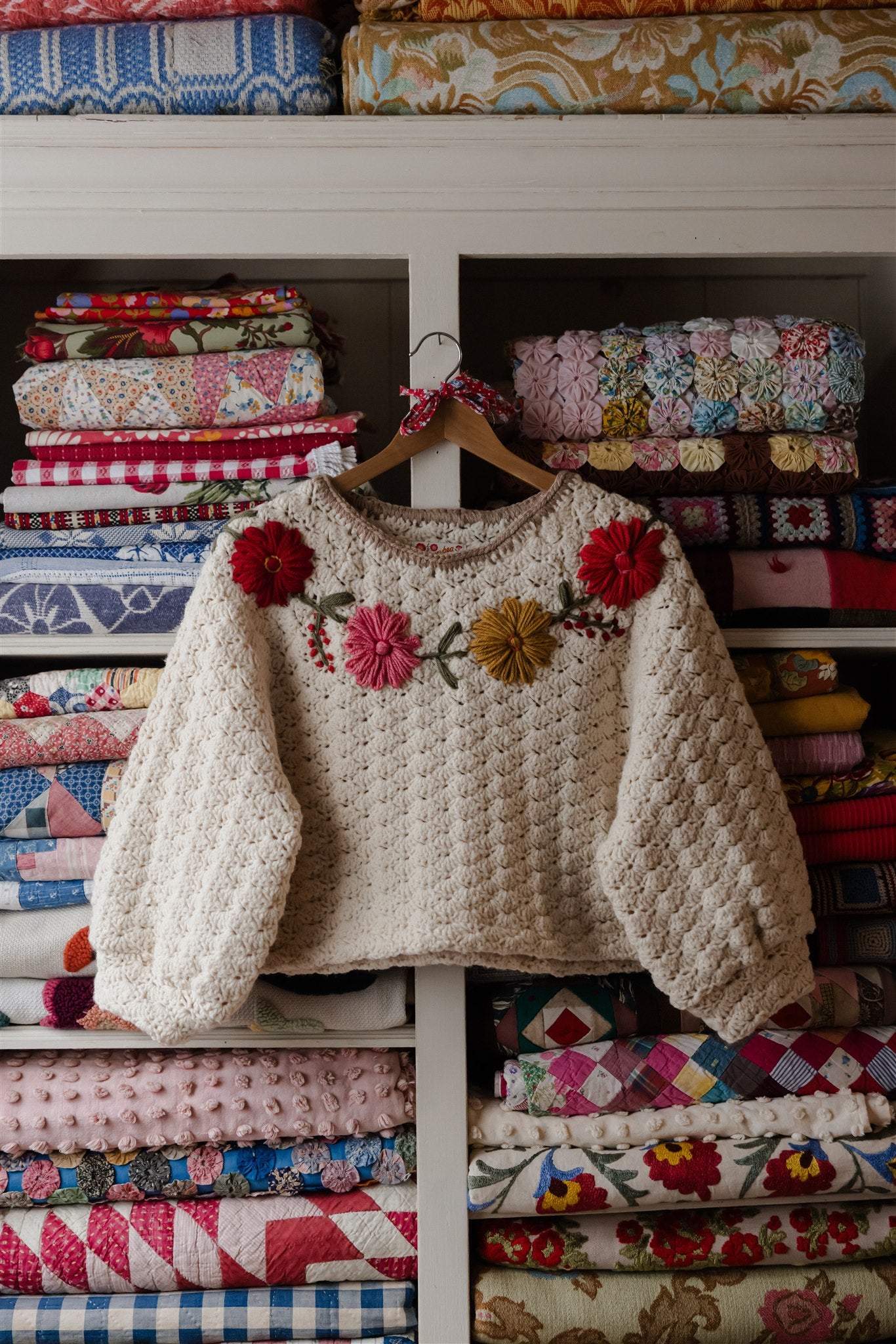 The Mariposa Pullover 2/8