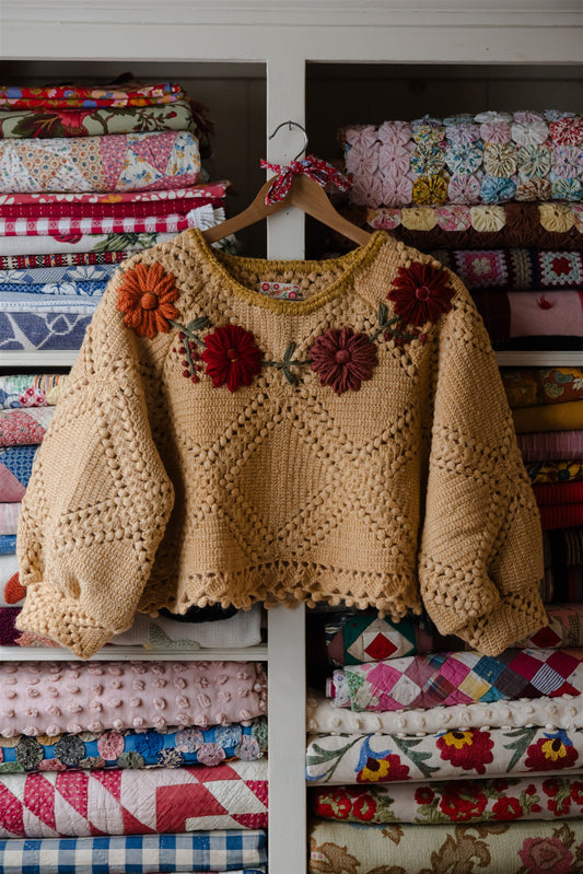 The Mariposa Pullover 8/8