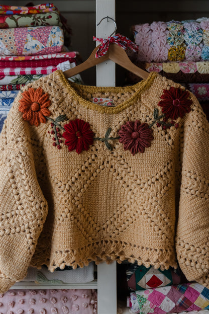 The Mariposa Pullover 8/8