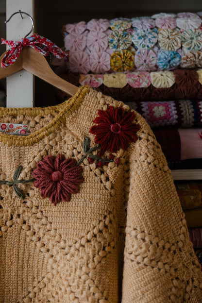 The Mariposa Pullover 8/8