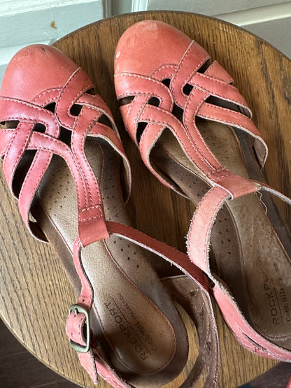 Antique Rose Sandals