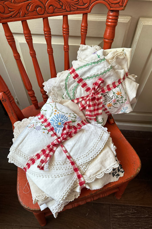 NEEDLEWORK BUNDLE
