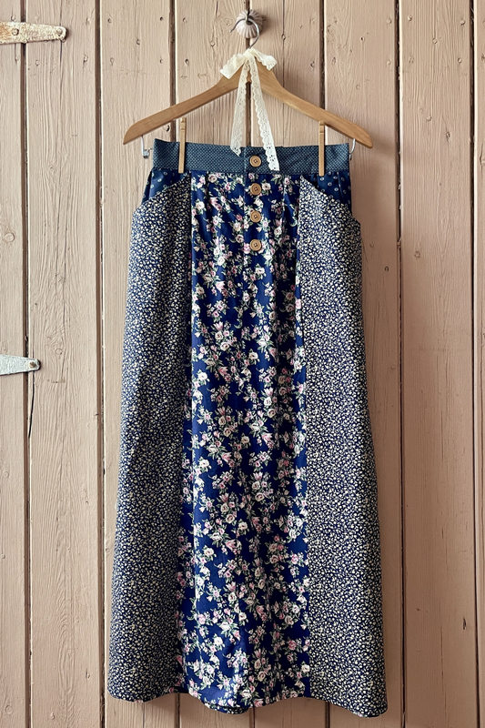 The Strawflower Skirt | Antique Blue