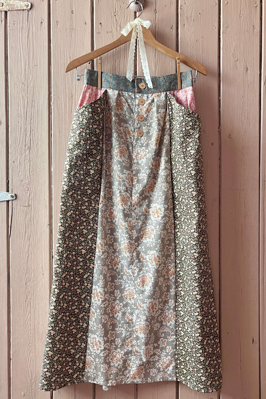 The Strawflower Skirt | Field Blend